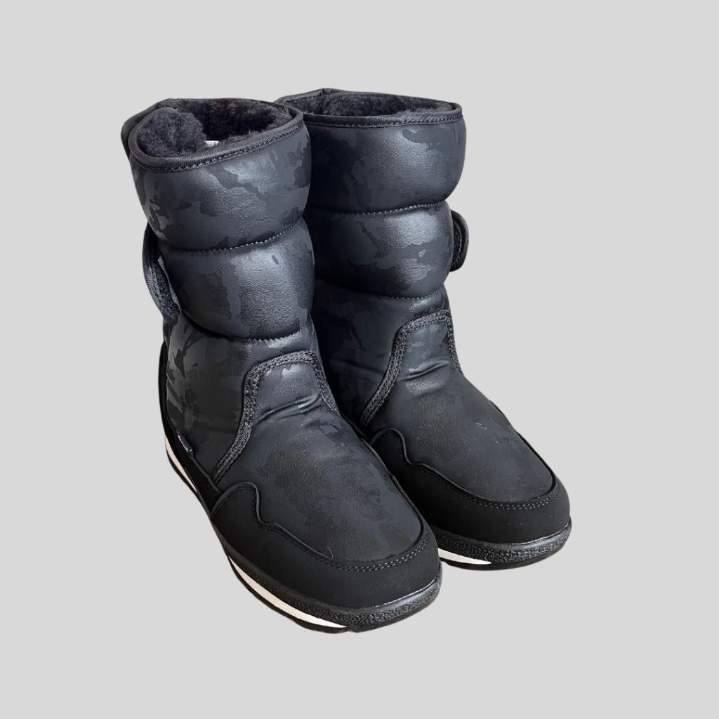 High black padded velcro waterproof snow boots suitable for Harbin, scandinavia snow trip