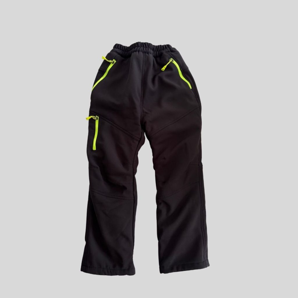 Black kid wool insulated winter pants suitable for Japan, Korea, China ski trip
