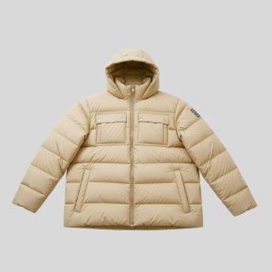 Duluth light brown jacket suitable for winter trip
