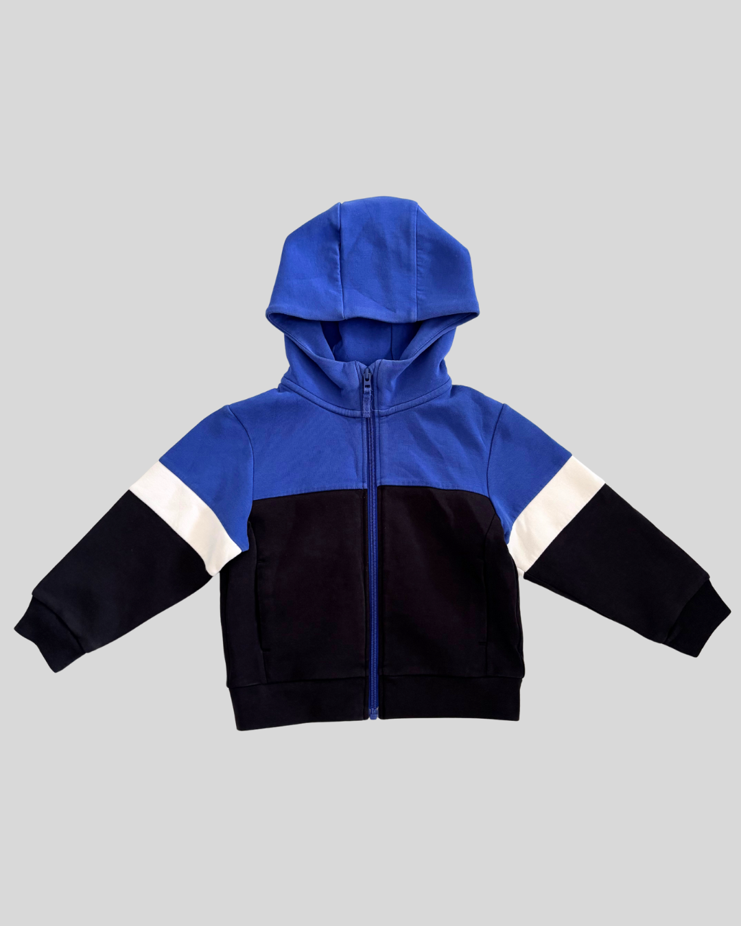 Uniqlo Soft fleece Jacket (3Y) kids fleece jacket for rent in Singapore