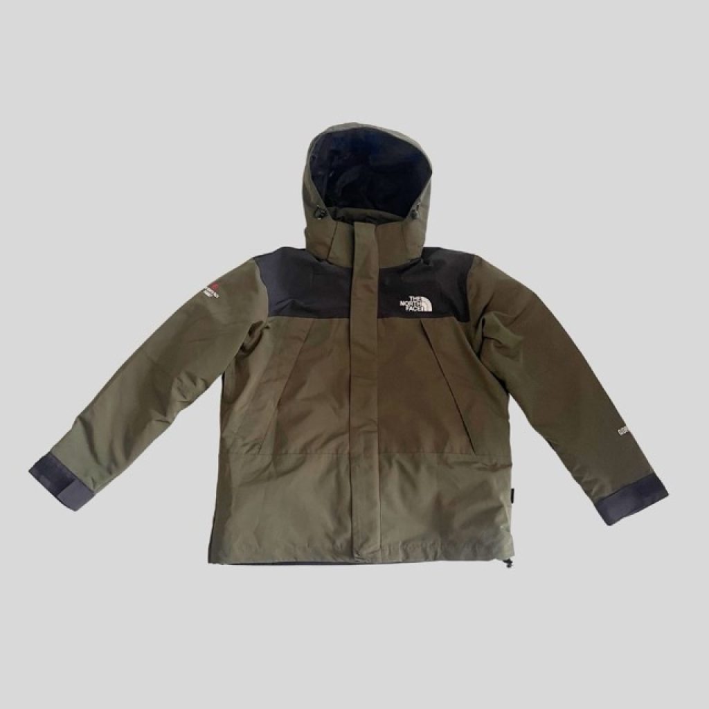 The North Face Green Waterproof 3 in 1 winter/ski jacket suitable for Japan, Korea, China, Snow trip