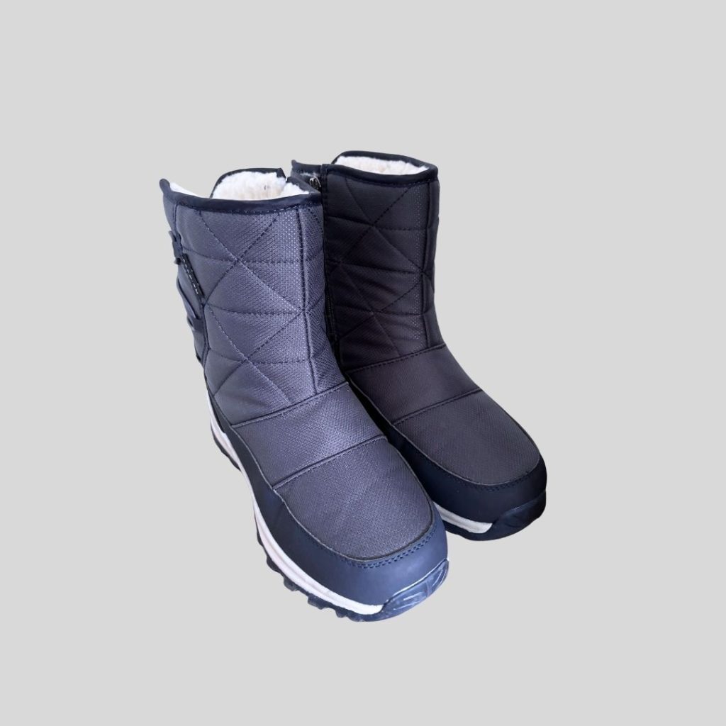 thick wool navy blue waterproof insulated snow boots suitable for Harbin, Scandinavia winter trip