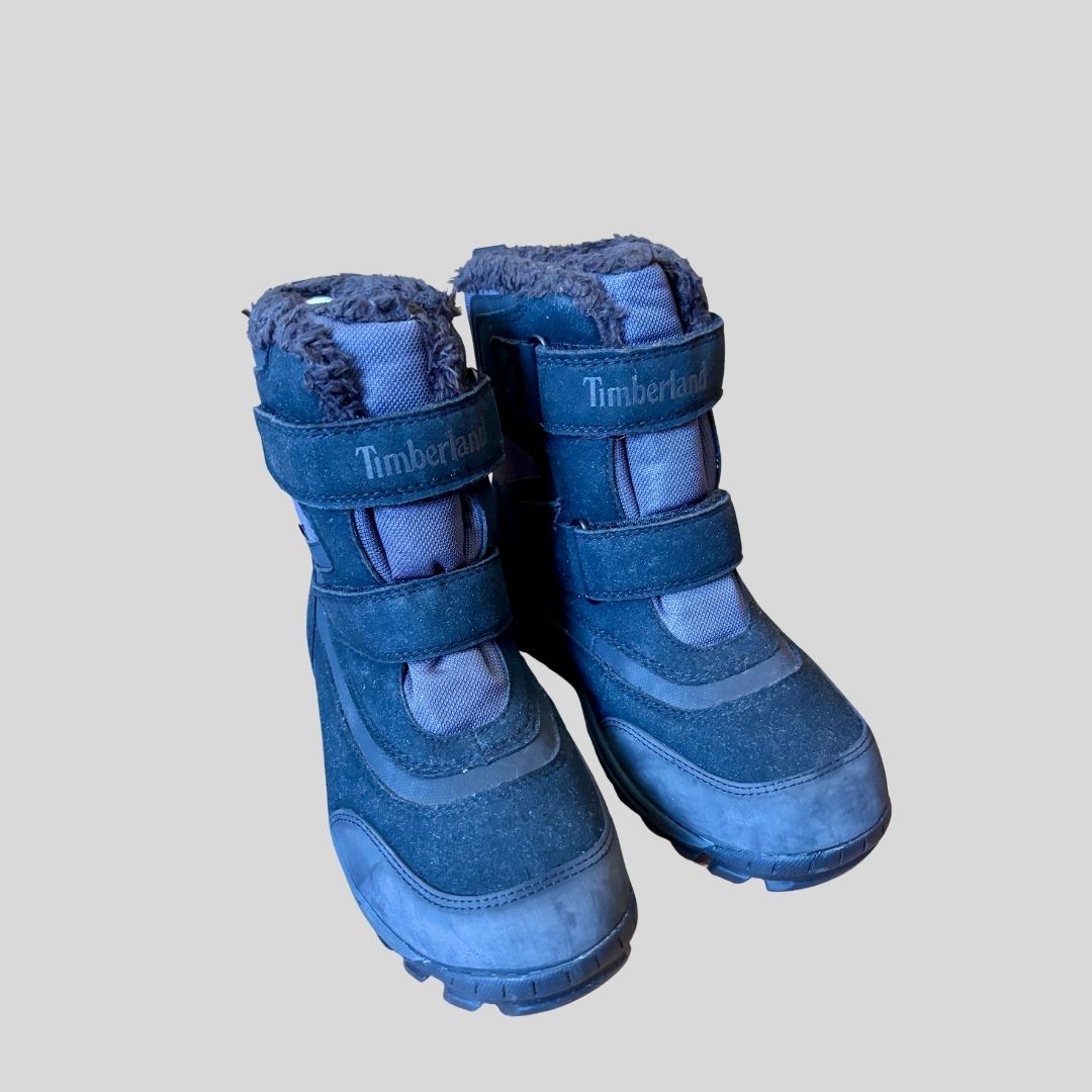 Timberland Winter Boots (8 – 11Y) 3 Timberland black snow boots for Hokkaido, Europe, Harbin, Korea snow travel