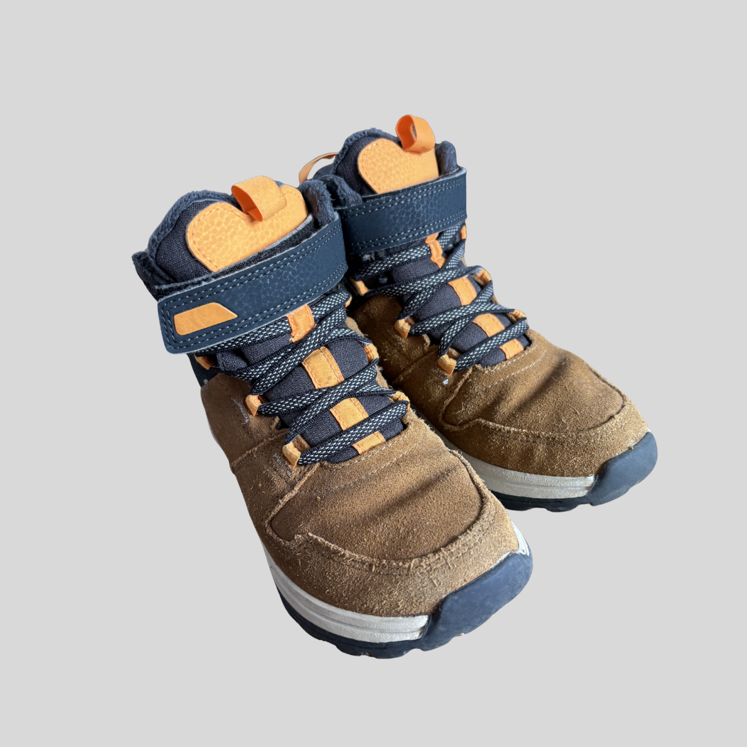 Torrin – Quecha Winter Boots (5 – 6Y ) 3 Decathlon boots for rental