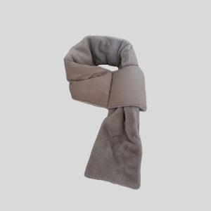Uniqlo grey padded scarf suitable Japan, korea, china, winter trip/ski travel