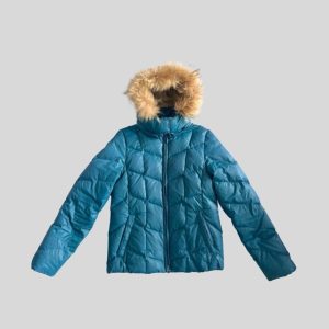 Blue fur hooded waterproof down jacket suitable for Japan, Korea, China, Europe, New Zealand, Australia winter trip